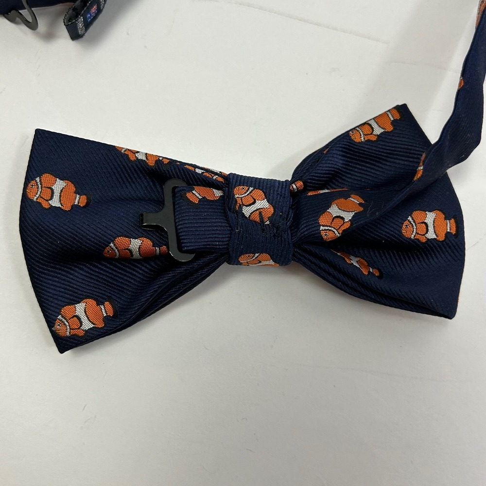 OTAA Australia Mens Clownfish Bow Tie Blue Orange‎ Fish Novelty Preppy Wedding - Picture 6 of 7